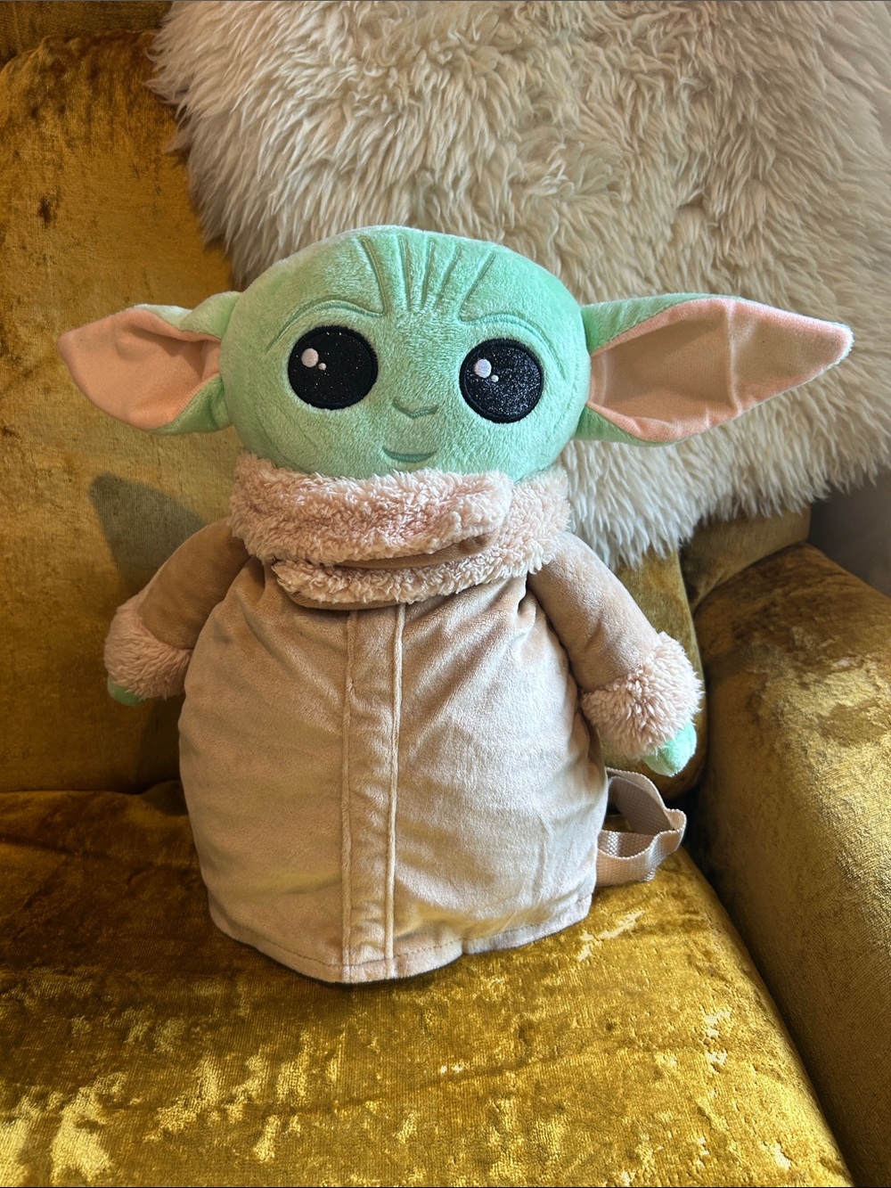 NWTAGS Plush Baby Yoda Kids Backpack in Light Green and Tan